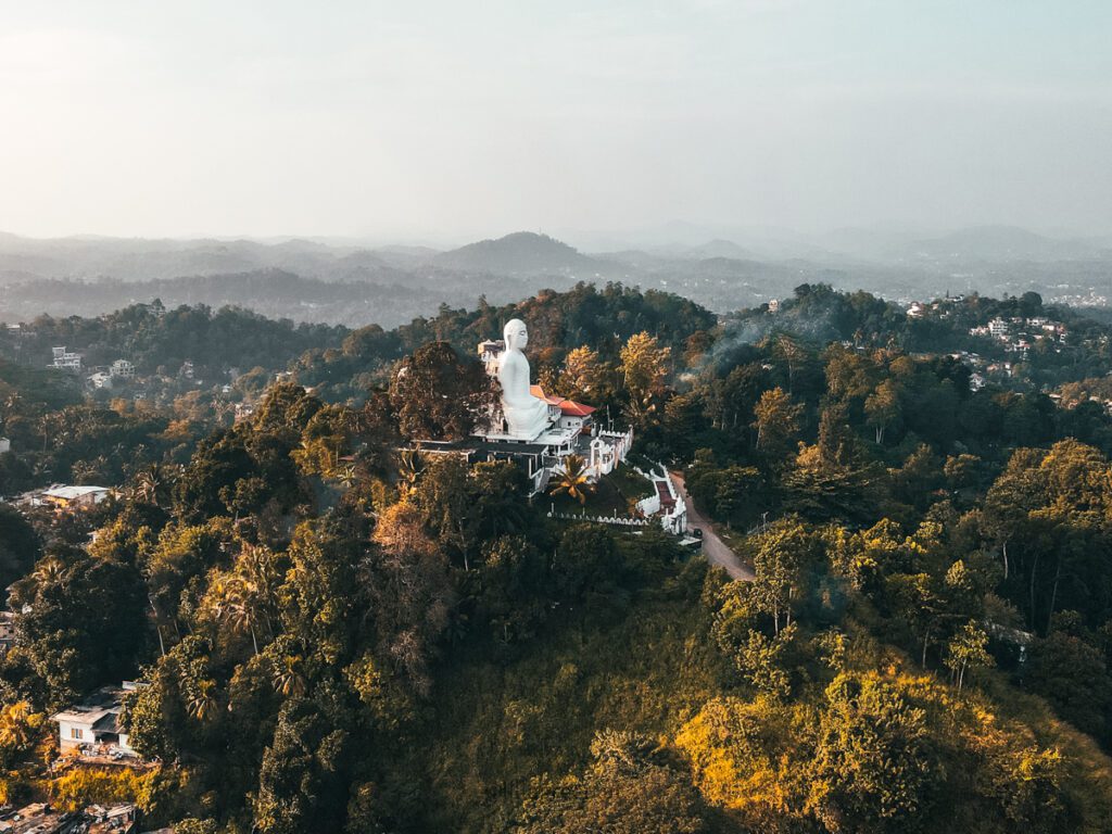 Bahirawakanda Buddha Statue